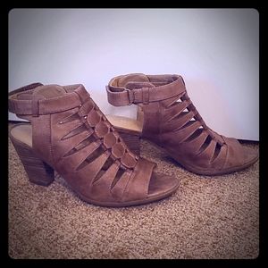 Naturalizer Talan bootie heels - size 6.5